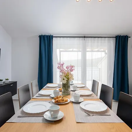 Apartments Iris Marina Zewnętrze zdjęcie