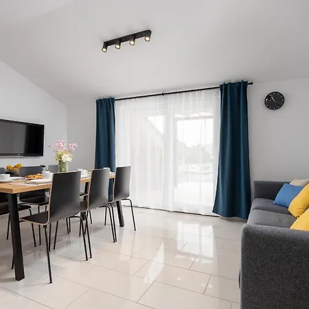 Apartments Iris Marina Zewnętrze zdjęcie
