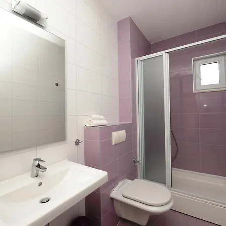 Apartments Iris Marina Zewnętrze zdjęcie