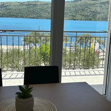 Apartments Iris Marina Zewnętrze zdjęcie