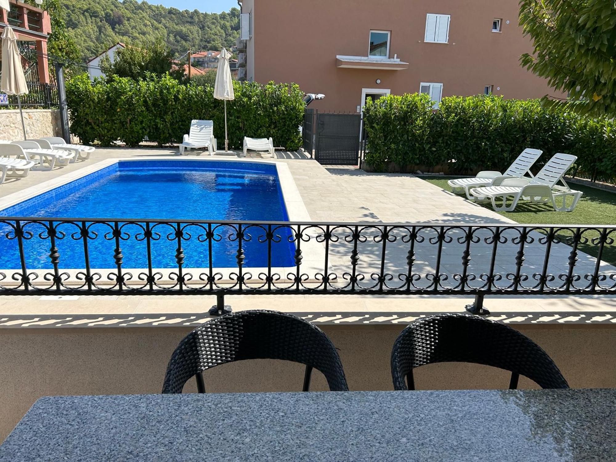 Iris Apartment Marina